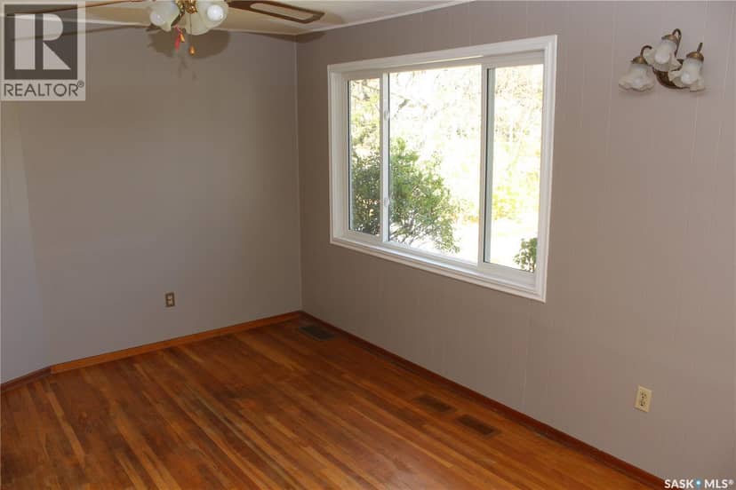 1728 Connaught Street, Regina, photo 4
