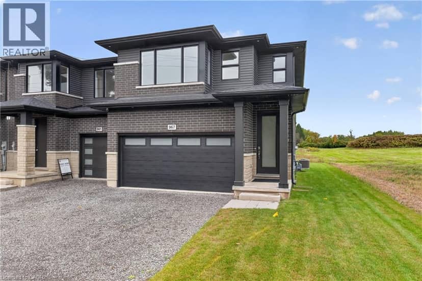 967 CLARE Avenue, Welland, photo 2