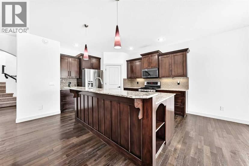 15 Towers Close, Red Deer, photo 4