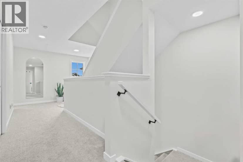 34 Belvedere Green SE — photo 14 of 40