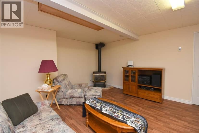 87 JENIFER Drive — photo 30 of 40