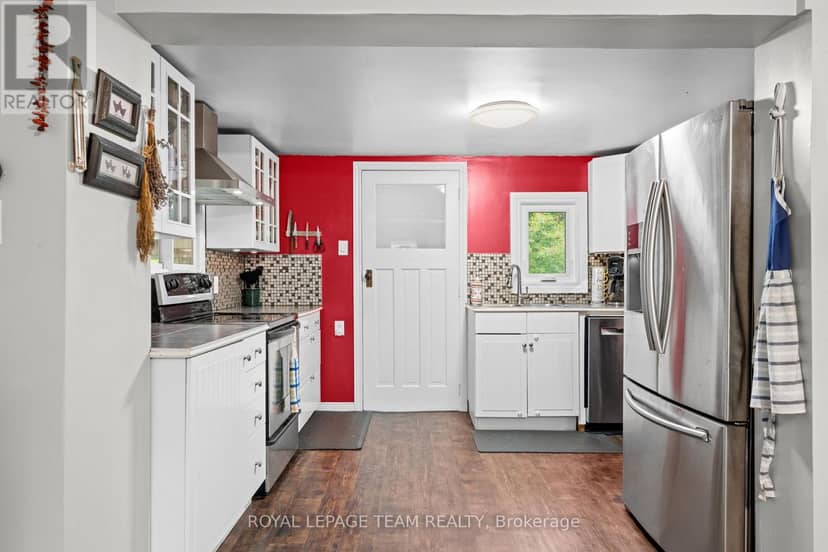4122 Broadway Street — photo 10 of 36