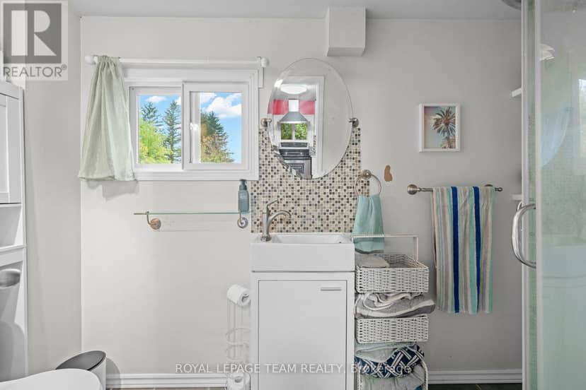 4122 Broadway Street — photo 14 of 36