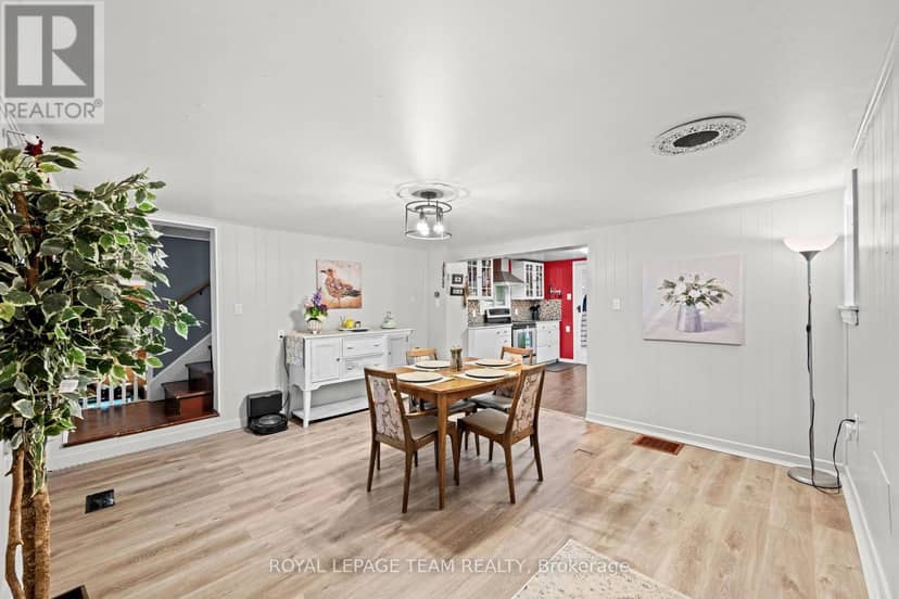 4122 Broadway Street — photo 7 of 36