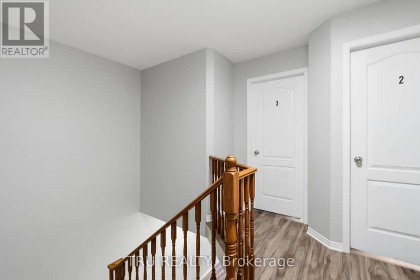 62 Hunter's Glen Crescent — photo 16 of 35