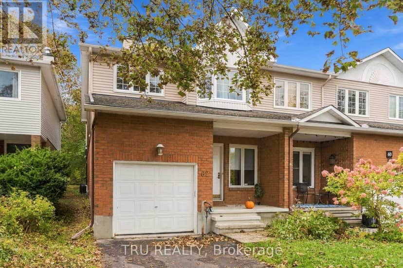 62 Hunter's Glen Crescent, Ottawa, photo 2