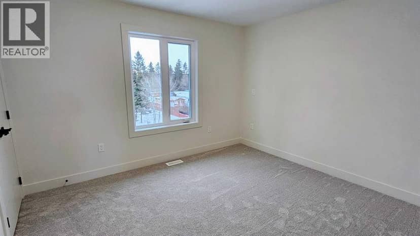 6, 106 4 Street NW — photo 33 of 40