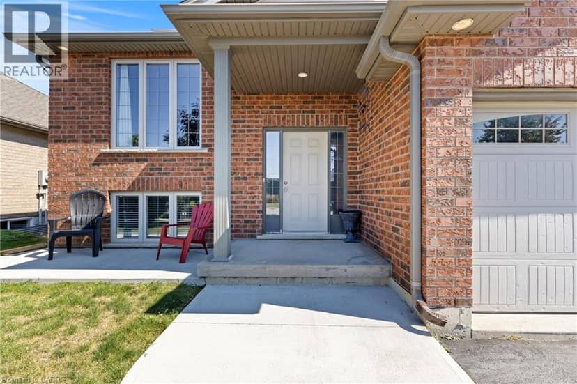 92 WHITE WATER Drive — photo 4 of 35