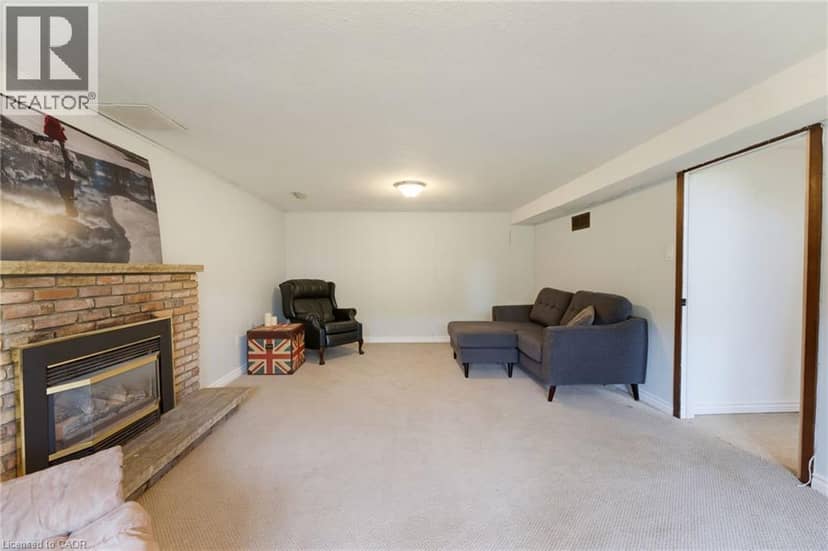 200 LYNDEN Road — photo 20 of 35