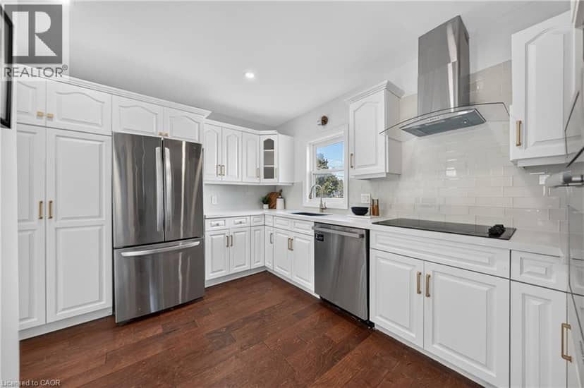 12 ADMIRAL Road — photo 19 of 40