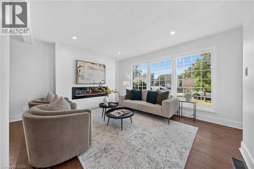 12 ADMIRAL Road — photo 10 of 40