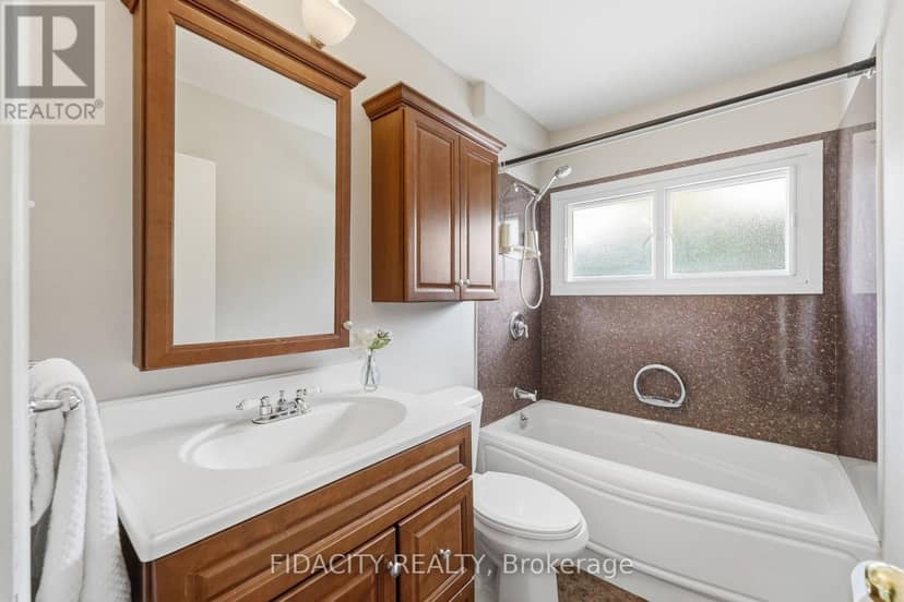 34 Stinson Avenue — photo 17 of 29
