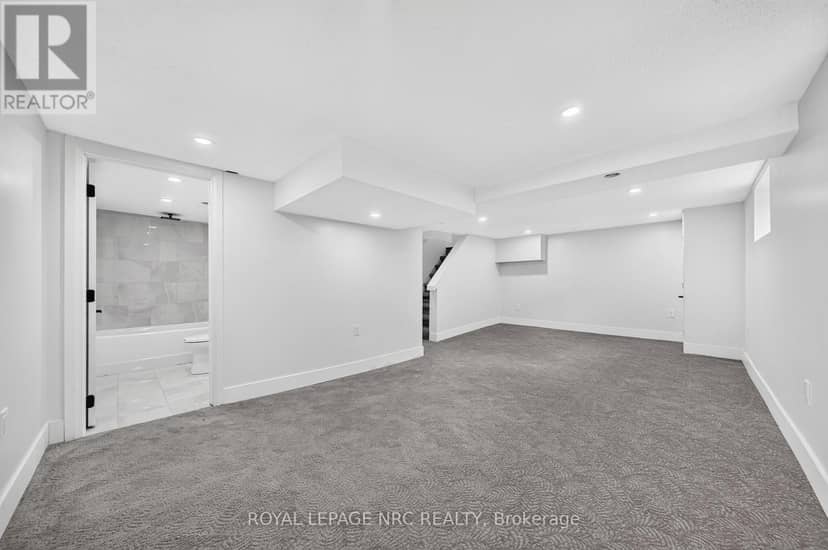 12 Admiral Road — photo 35 of 40