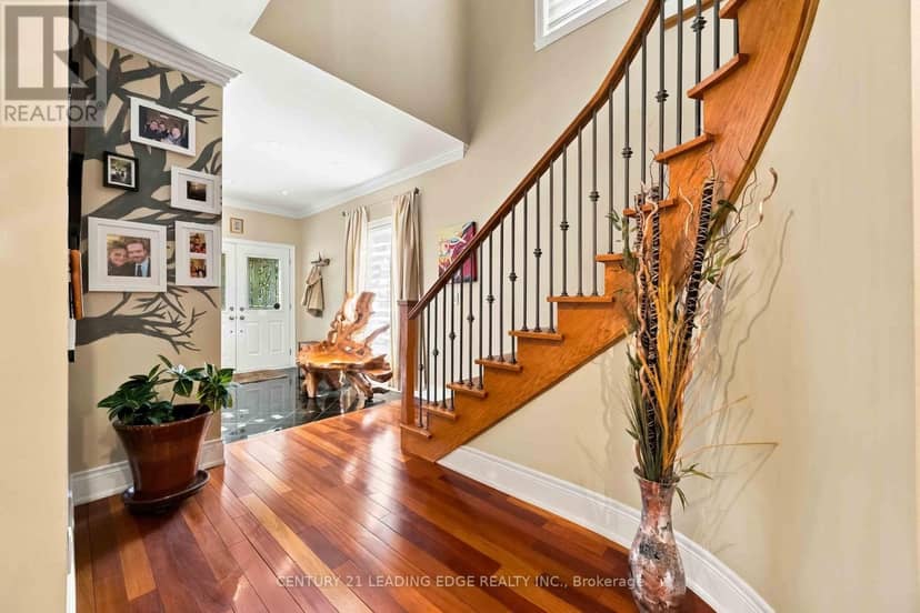 1952 Spruce Hill Road, Pickering, photo 5