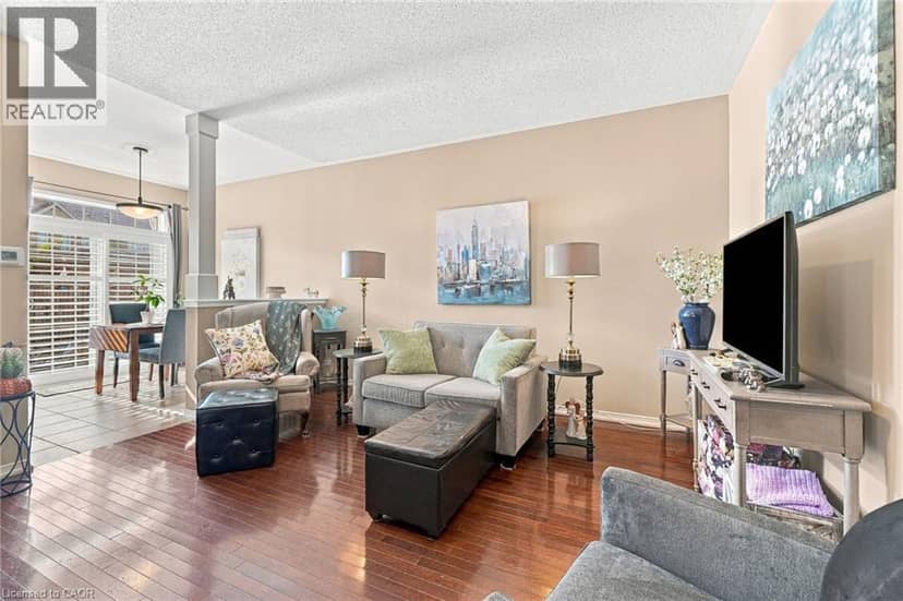 745 FARMSTEAD Drive Unit# 55 — photo 11 of 40