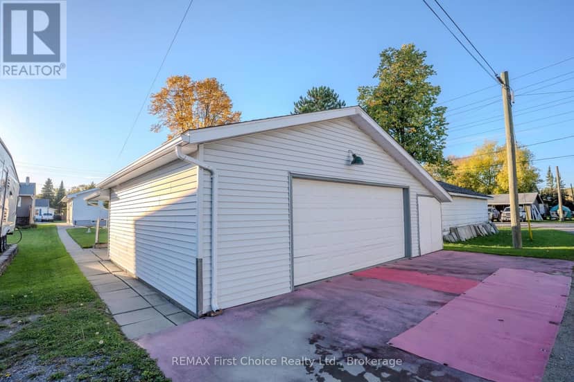 942 Crowe Avenue — photo 30 of 40