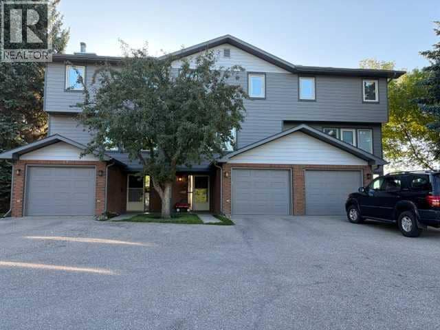 22, 64 Woodacres Crescent SW, Calgary, photo 4