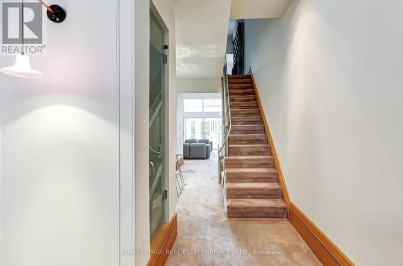 358 Sackville Street, Toronto, photo 3