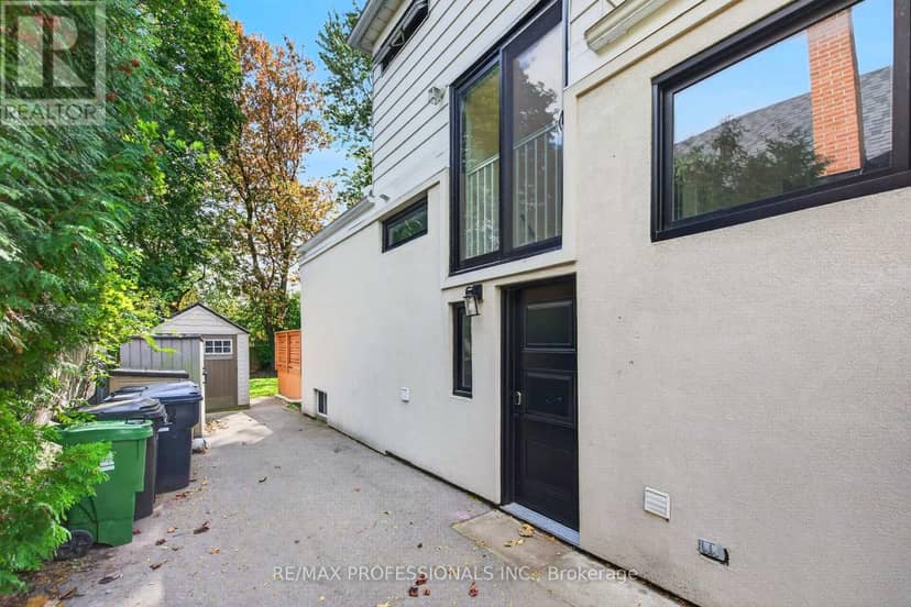 17 Hollydene Road — photo 38 of 40