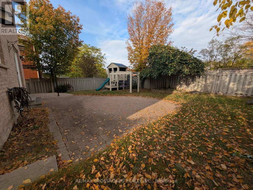 94 Violet Street — photo 34 of 35