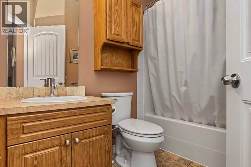 406, 9221 Lakeland Drive — photo 18 of 21