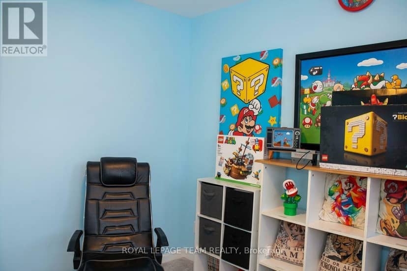 510 Chambord Street E — photo 14 of 31