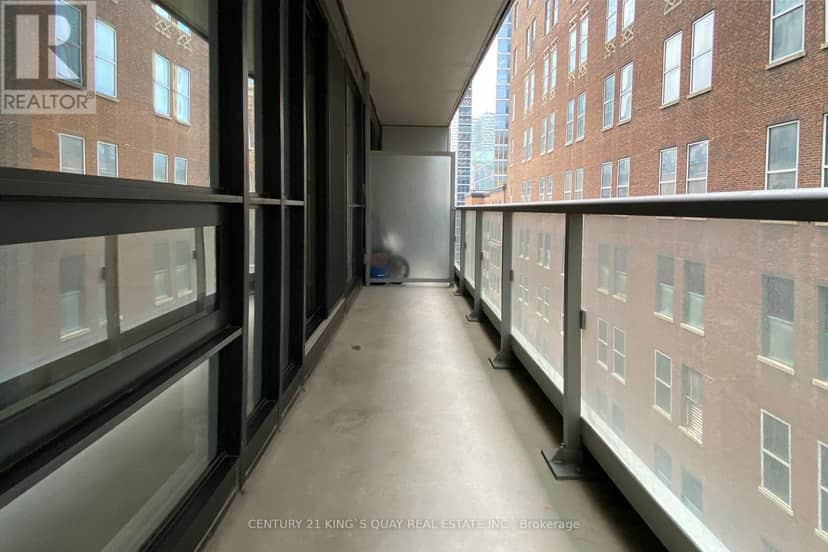 1409 - 70 Temperance Street — photo 32 of 40