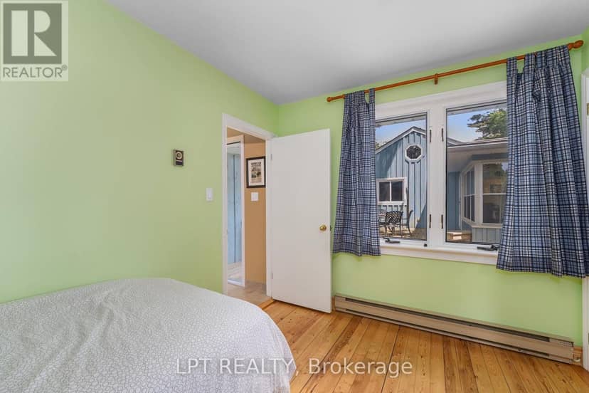 101 Hedge Road — photo 32 of 40
