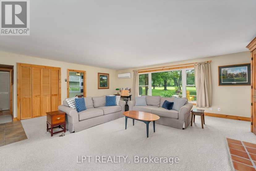 101 Hedge Road — photo 9 of 40