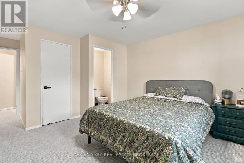 302 - 931 Wonderland Road S — photo 24 of 40