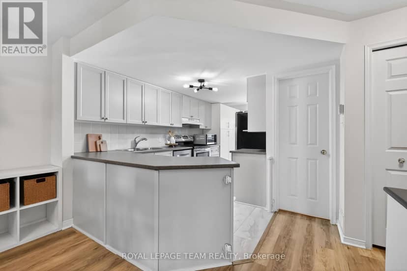 13 - 424 Hillsboro Private — photo 10 of 40