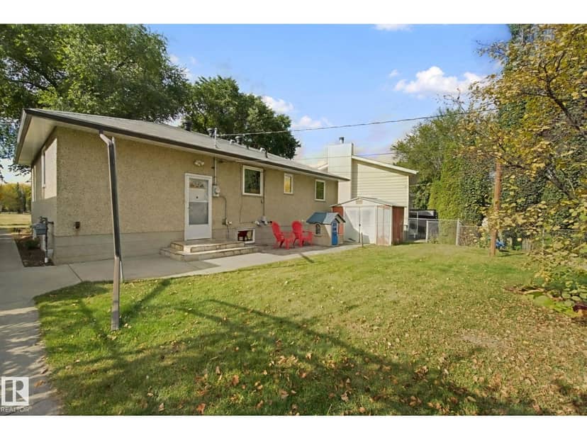 11639 134 ST NW — photo 30 of 40