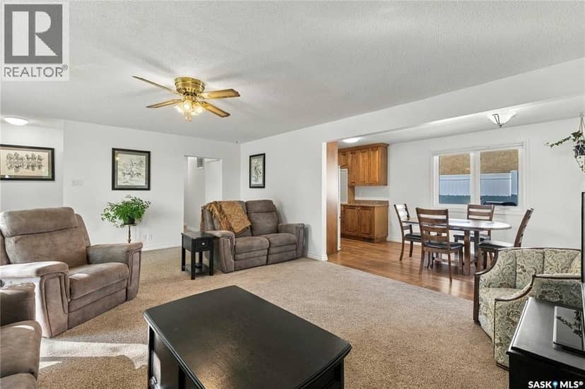 537 T Avenue S, Saskatoon, photo 3