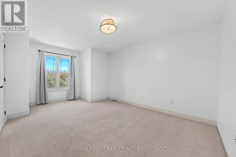 710 Kananaskis Drive — photo 31 of 40