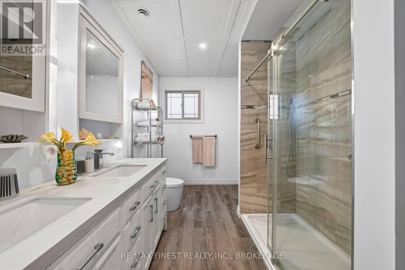 710 Kananaskis Drive — photo 36 of 40