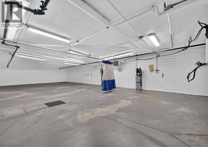 105, 211 Quarry Way SE — photo 23 of 40