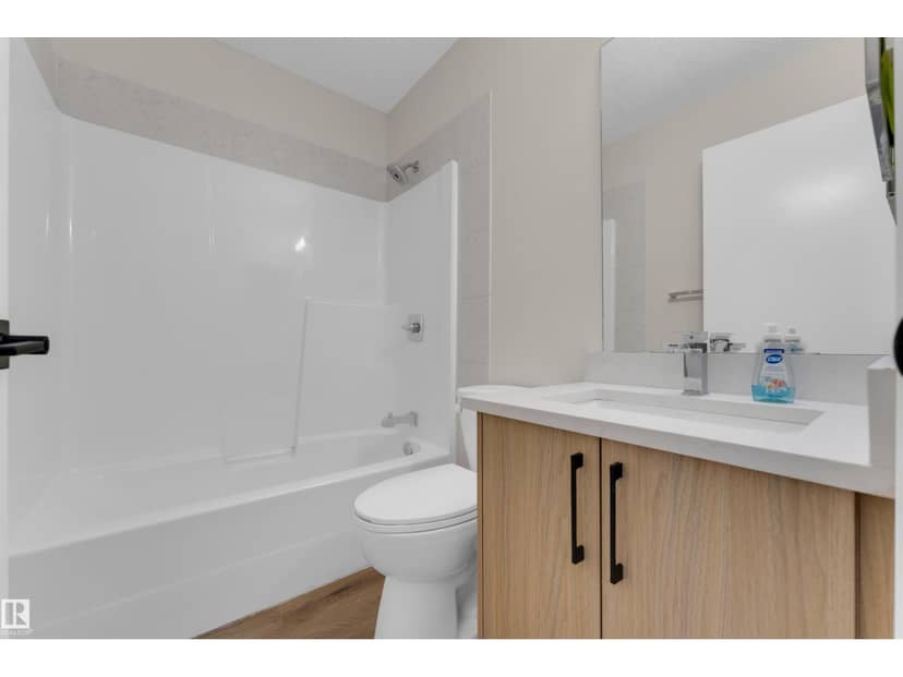3527 44A AV NW — photo 11 of 29