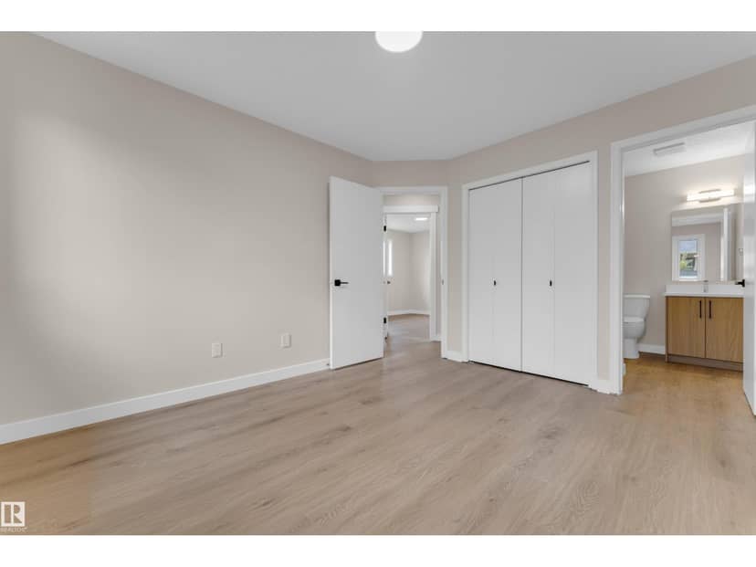 3527 44A AV NW — photo 17 of 29