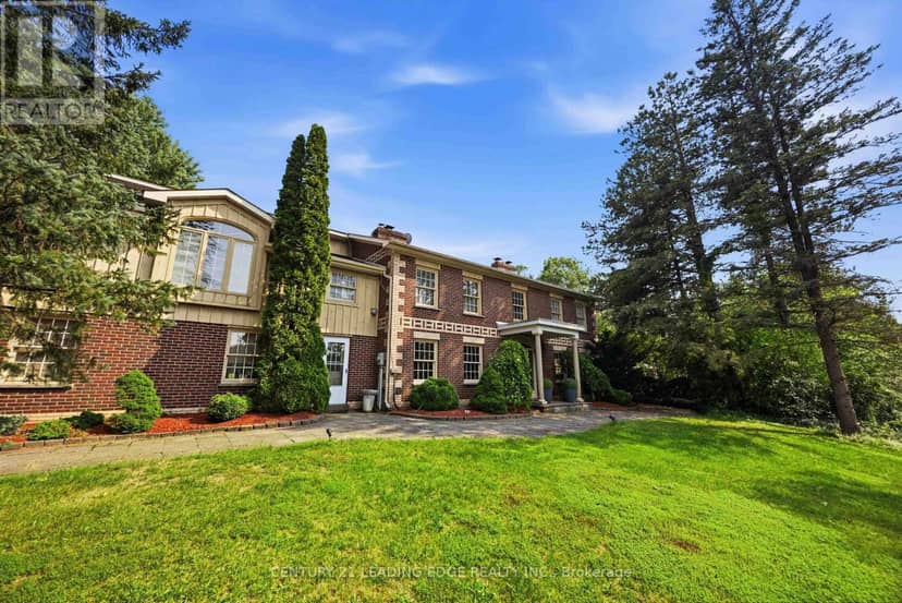 7 Alta Drive, Uxbridge, photo 2