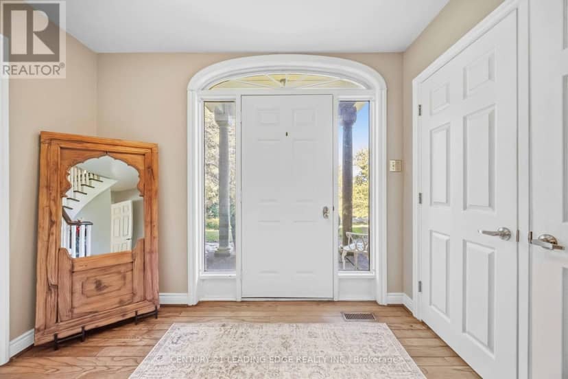 7 Alta Drive, Uxbridge, photo 4