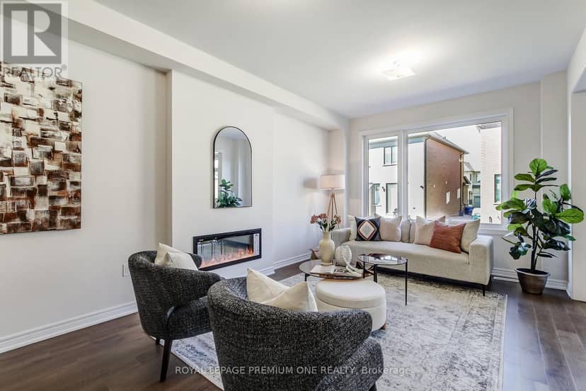 849 Hickory Crescent — photo 8 of 32