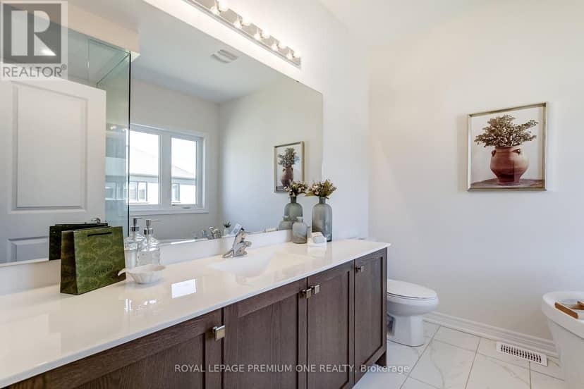 849 Hickory Crescent — photo 25 of 32