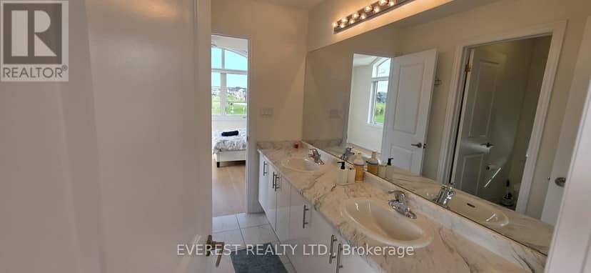 1105 Cole Street — photo 22 of 39