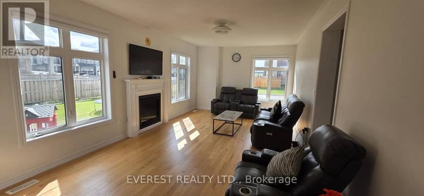1105 Cole Street — photo 5 of 39