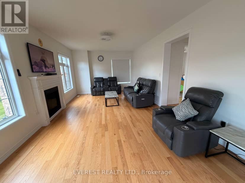 1105 Cole Street — photo 6 of 39