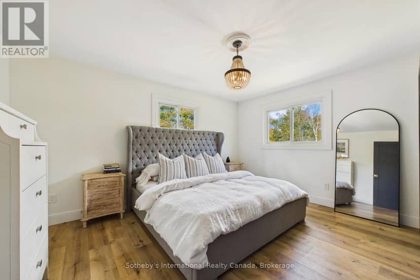 1229 Miriam Drive — photo 23 of 40