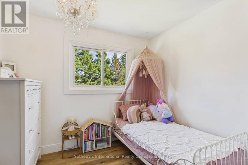 1229 Miriam Drive — photo 30 of 40