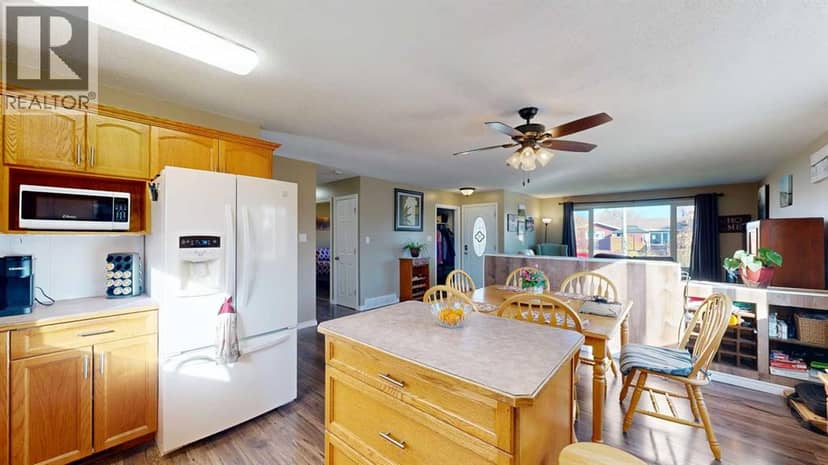 4002 58 Street, Stettler, photo 8