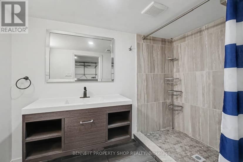 1902 Featherston Drive — photo 18 of 24