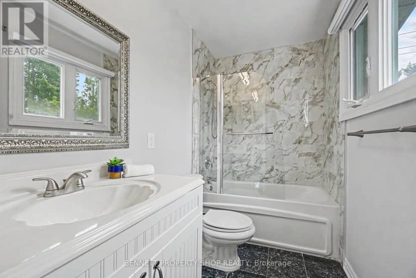 1902 Featherston Drive — photo 22 of 24
